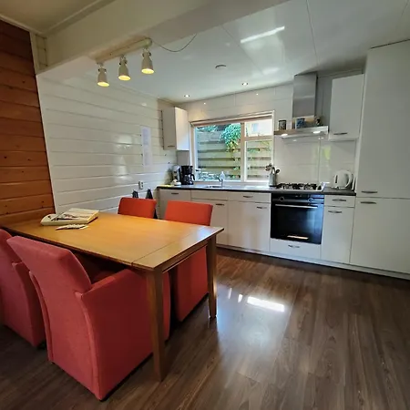 Feriehus In Veluwe Near Forest Park, Cleaning Included